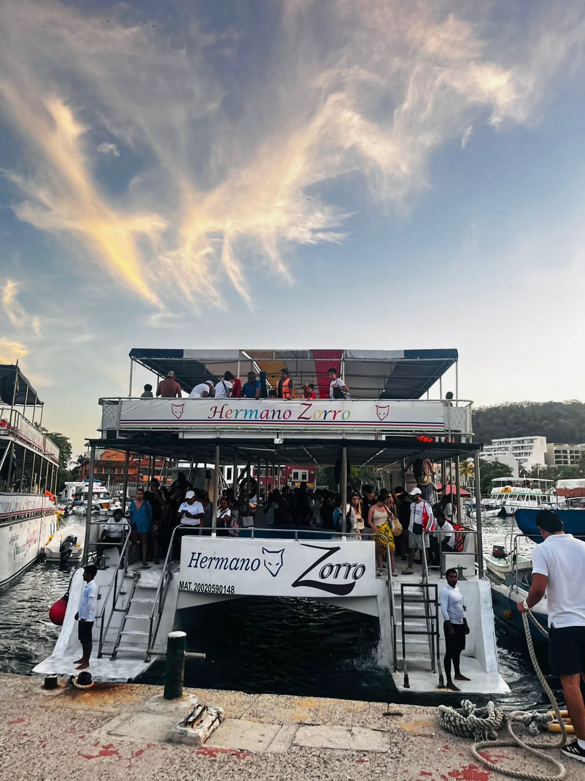 A bordo del catamarán