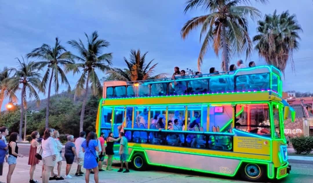 Tranvía en Huatulco